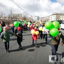 "Just a moment" - 800 children's demonstration