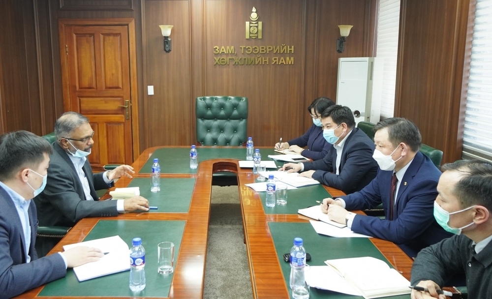 Minister L.Khaltar meet with Mr. Mookiah Thiruchelvam, Head of Project Administration Unit of ADB Mongolia Resident Mission