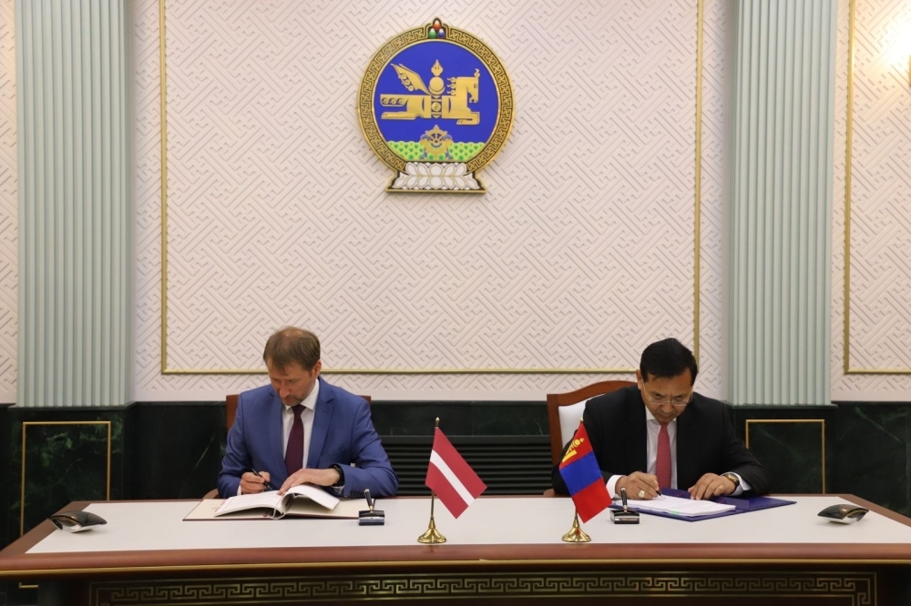 MONGOLIA AND REPUBLIC OF LATVIA SIGN AIR SERVICES AGREEMENT 