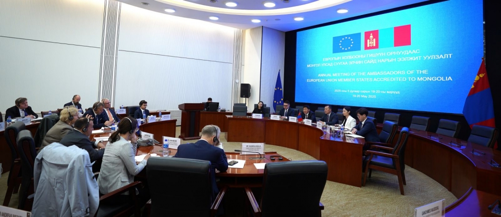Mongolia and EU Ambassadors Discuss Expanding Transport Cooperation