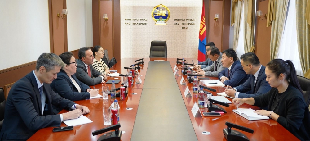 Minister Mr. Delgersaikhan Borkhuu received Mr.Jahan Shamsiev, EBRD Country Representative