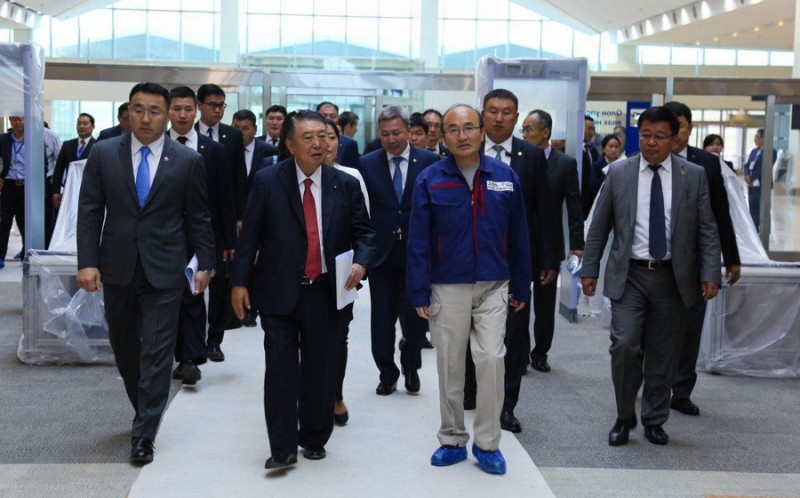 SPEAKER TADAMORI OSHIMA VISITS KHUSHIG VALLEY AIRPORT